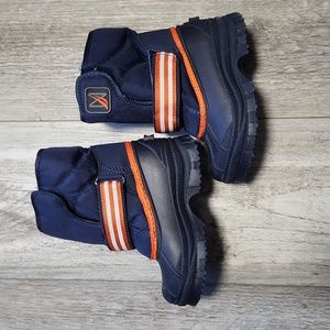 Nautica snow boots size 8 toddler